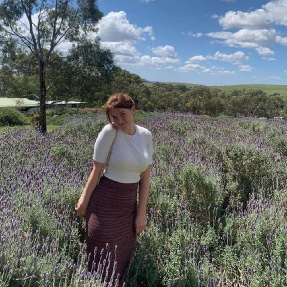 Meet your Posher, Emily